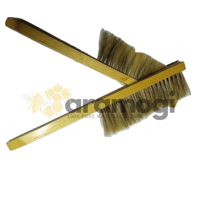 Jaramogi Bee Brush - Image 2